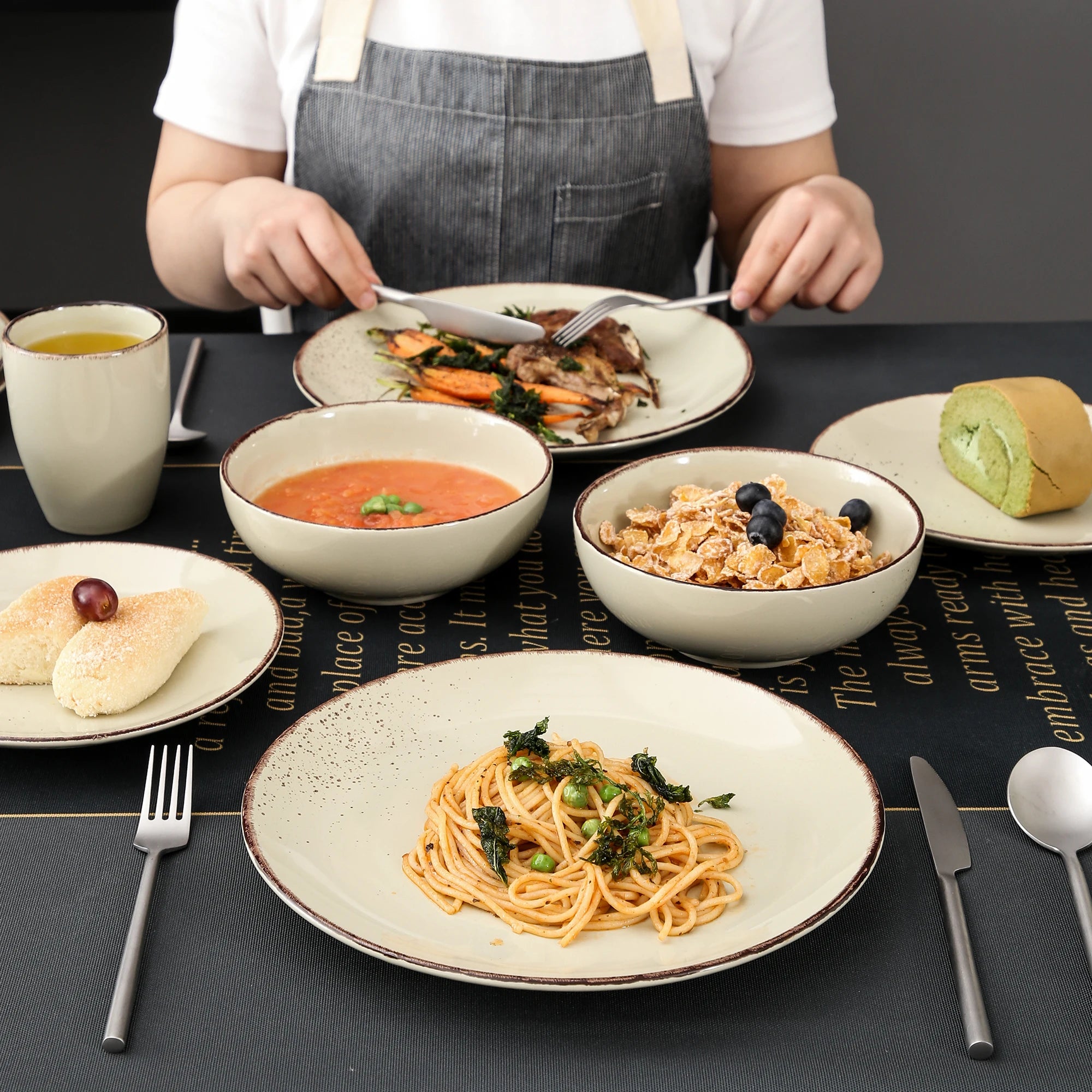 CasaLuxe Dinnerware Set